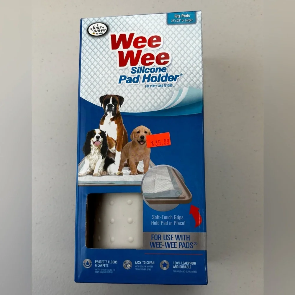 Four Paws Silicone Wee Wee Pad Holder
